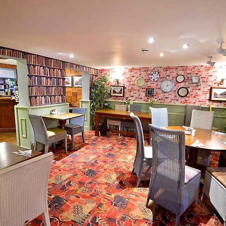The Talbot Hotel Cleobury Mortimer Extérieur photo