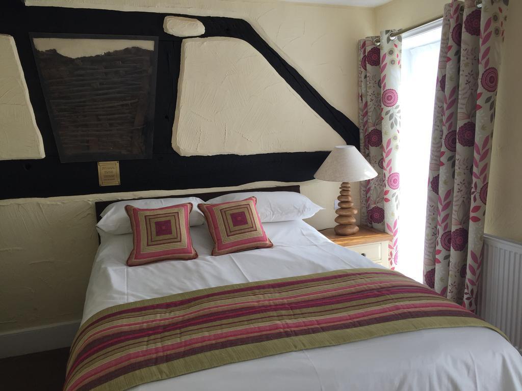 The Talbot Hotel Cleobury Mortimer Extérieur photo