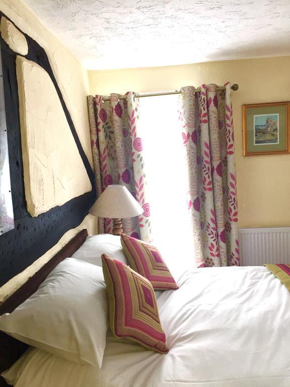 The Talbot Hotel Cleobury Mortimer Extérieur photo