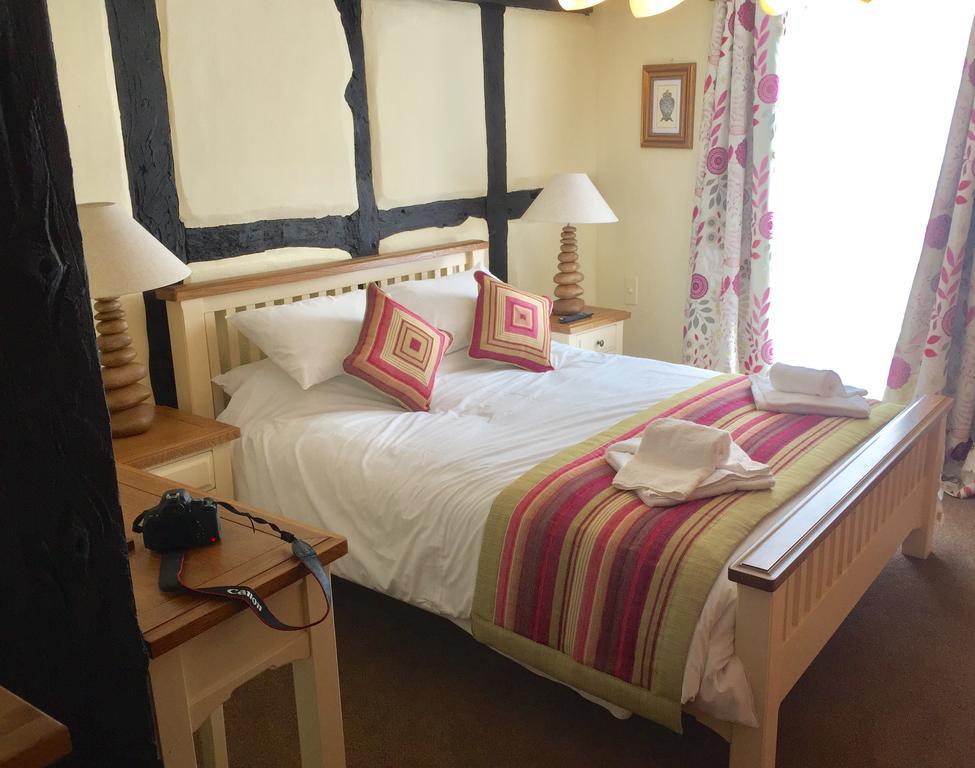 The Talbot Hotel Cleobury Mortimer Extérieur photo