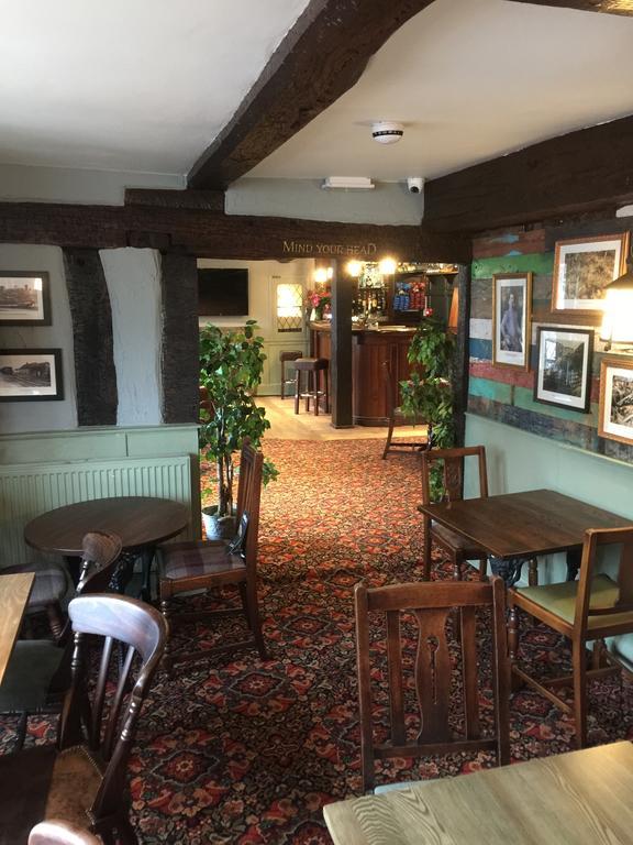 The Talbot Hotel Cleobury Mortimer Extérieur photo