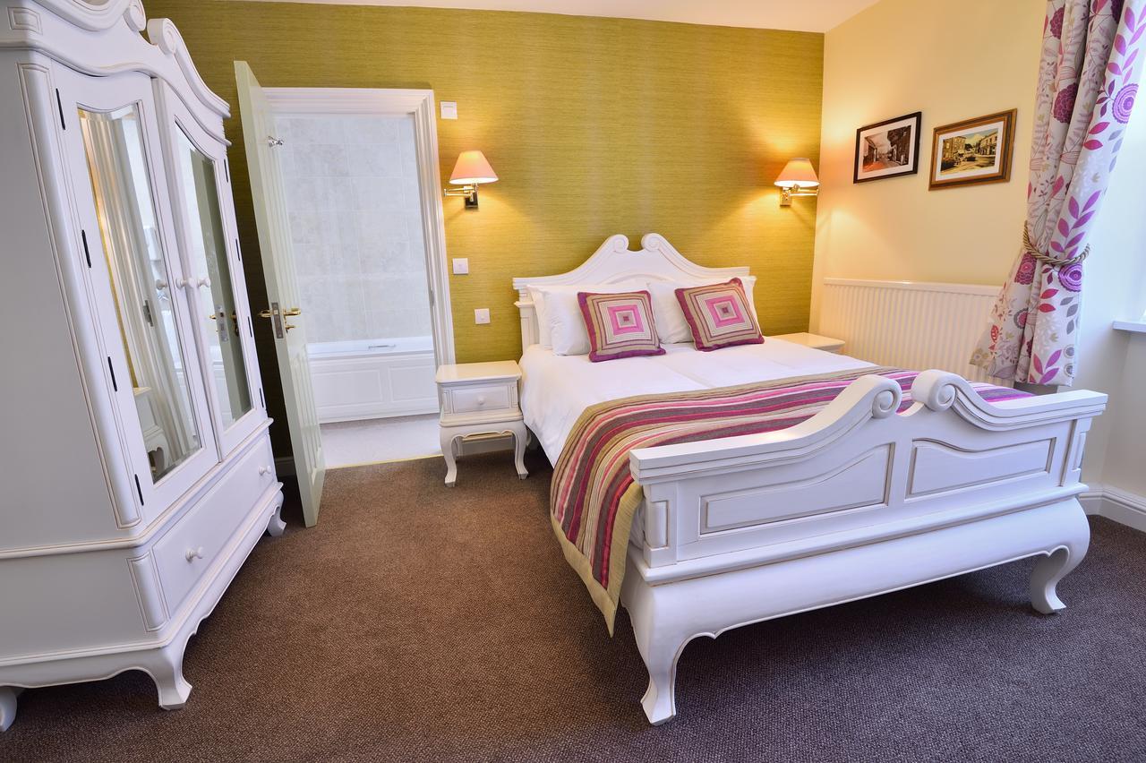 The Talbot Hotel Cleobury Mortimer Extérieur photo
