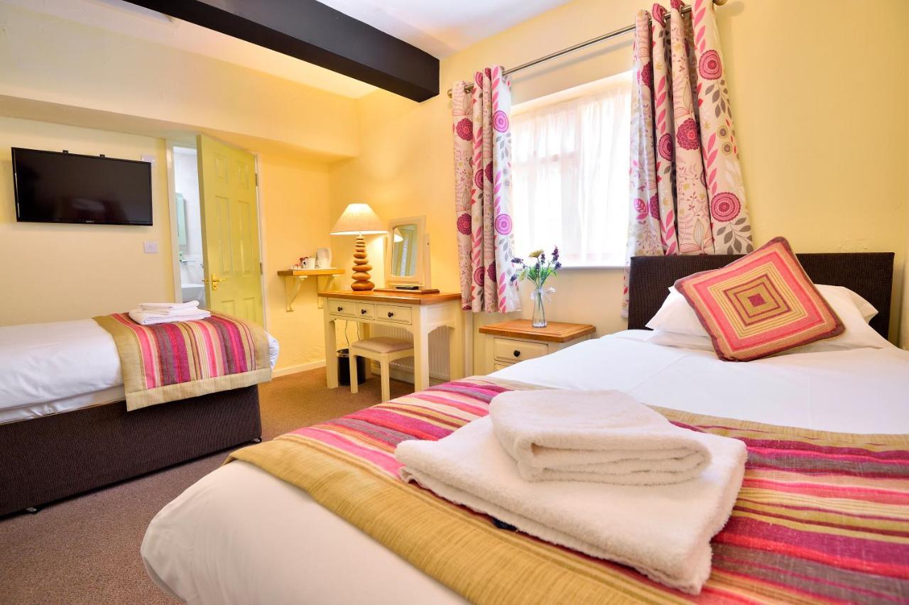 The Talbot Hotel Cleobury Mortimer Extérieur photo