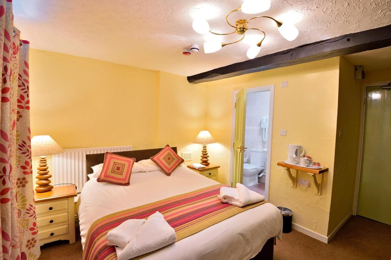 The Talbot Hotel Cleobury Mortimer Extérieur photo